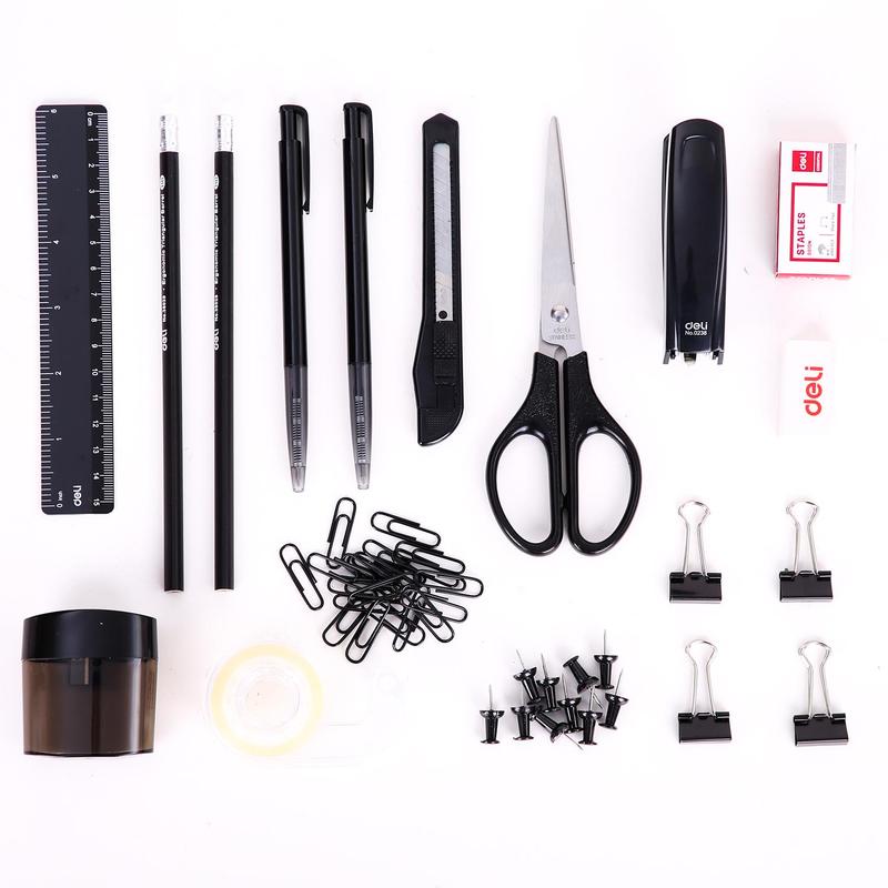 Набор настольный "Deli Maxi 38251А" пласт., 17 предм., черный